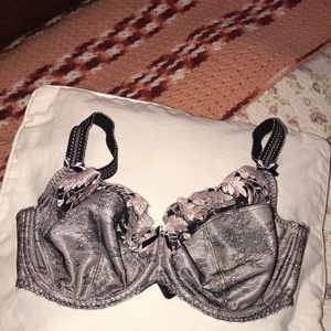 Sexy Black & Very Light Pink Bra